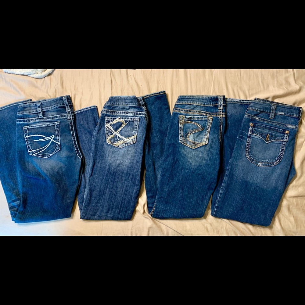 Silver Jeans - Picture 2 of 7